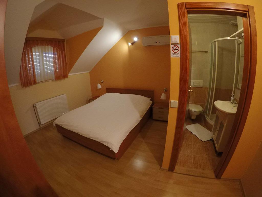 Pansion Rody Bed and Breakfast Gornja Stubica Exteriör bild